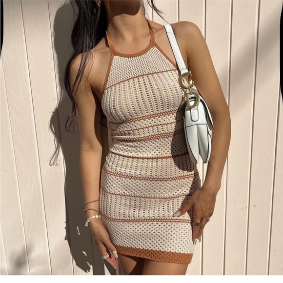 Dresses & Skirts - Elegant Tan and Cream Knit Dress